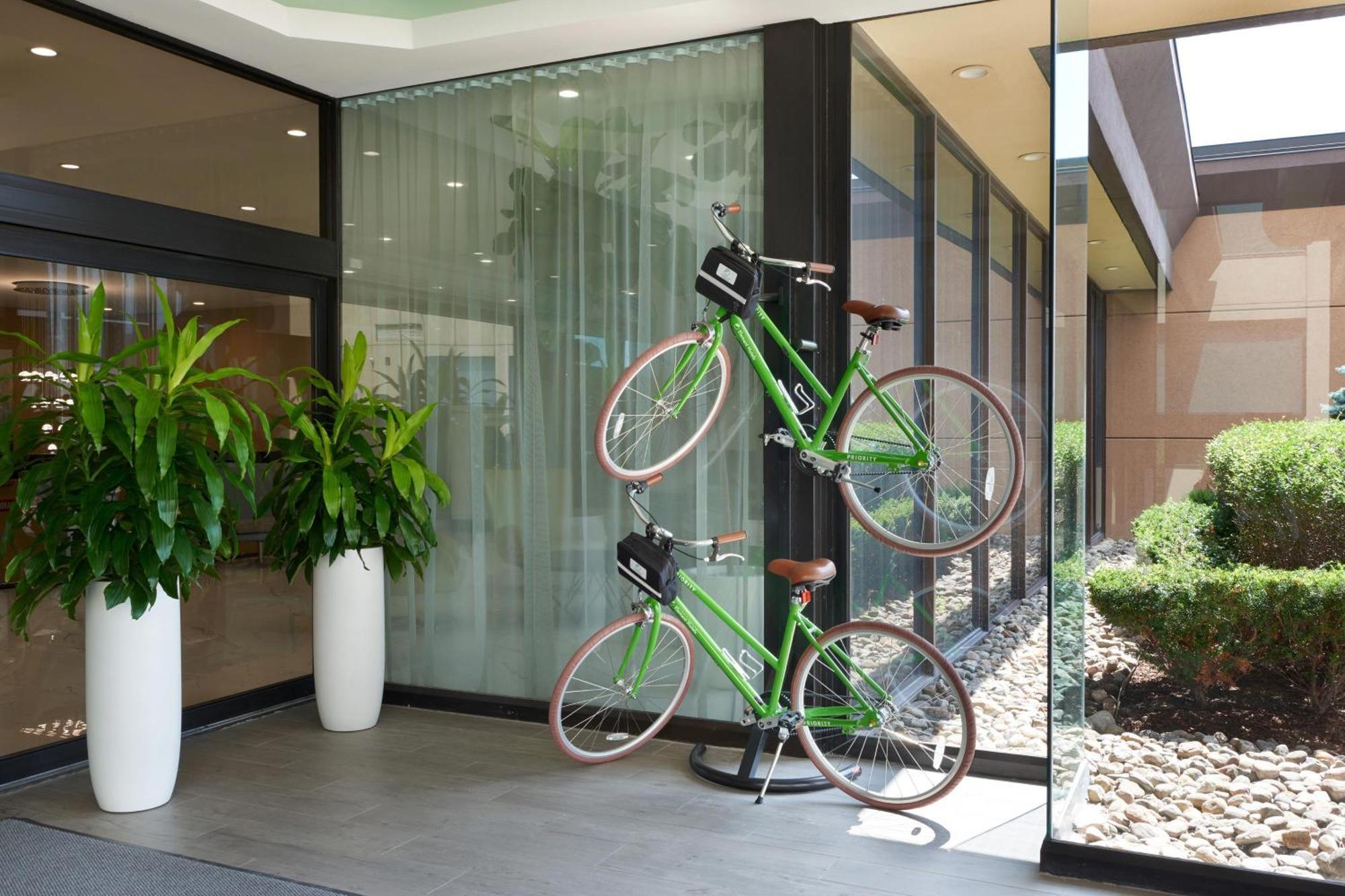 Element Toronto Airport Hotel Mississauga Bagian luar foto